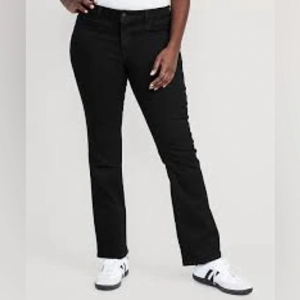 Old Navy 12 Petite Mid-Rise Kicker Bootcut Black Stretch Jeans